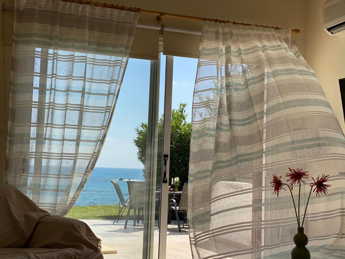 Amazing Front Line Villa In Coral Bay 페이야 외부 사진